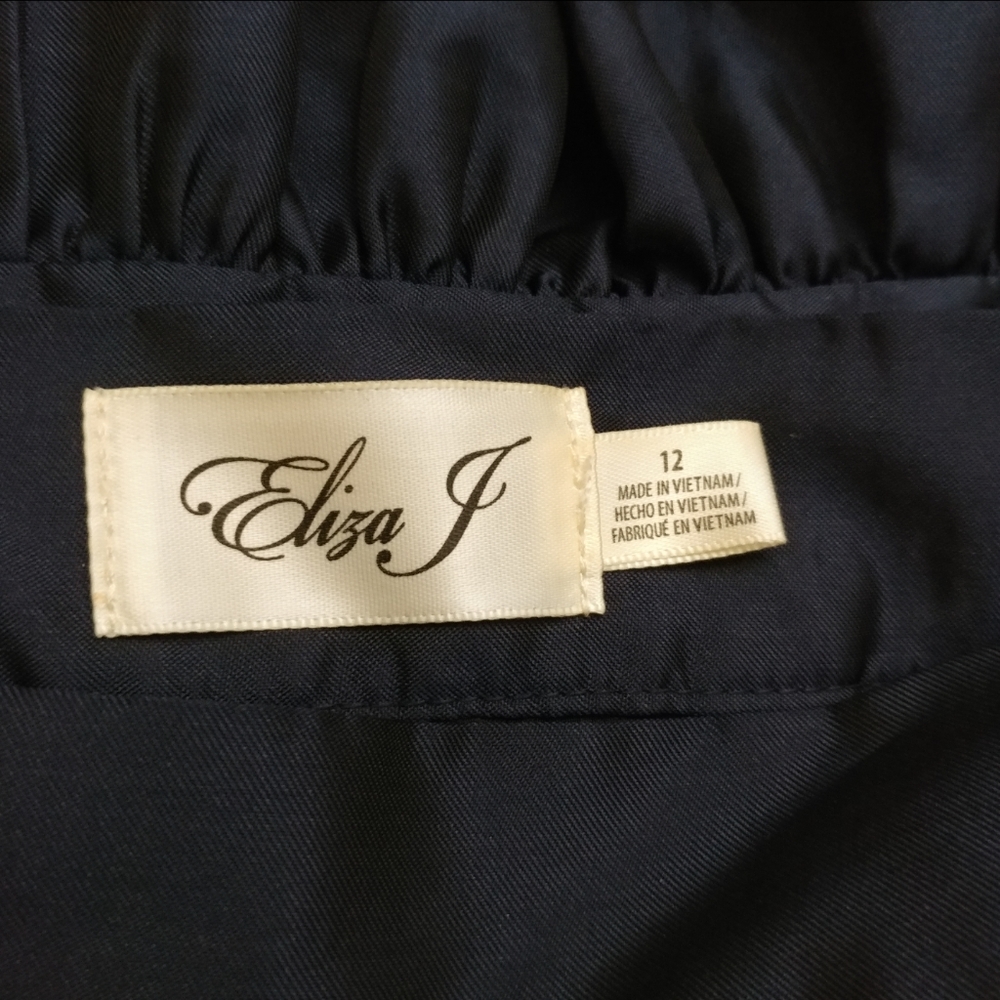 Eliza J Navy Blue Ruffle Midi Skirt
Size 12 - Picture 7 of 12